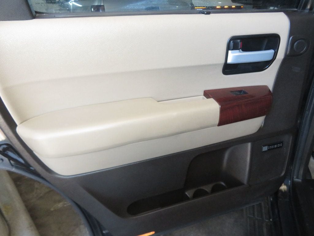 2011 Toyota Sequoia 4X4 PLATINUM SEQUOIA THIRD ROW SEAT 5.7 MOTOR EXTRA CLEAN  - 23059848 - 21