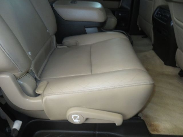 2011 Toyota Sequoia 4X4 PLATINUM SEQUOIA THIRD ROW SEAT 5.7 MOTOR EXTRA CLEAN  - 23059848 - 29