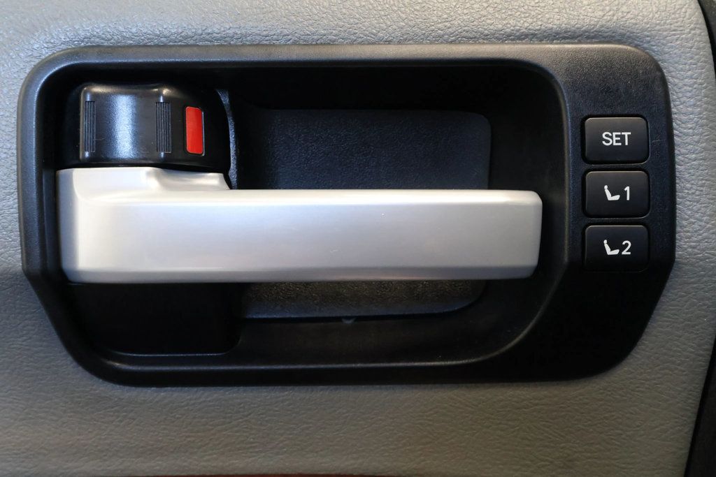 2011 Toyota Sequoia PLATNIUM TRIM,  - 22934482 - 14