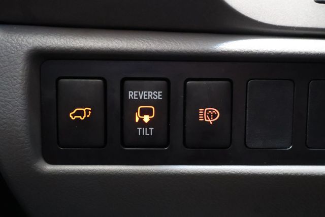 2011 Toyota Sequoia PLATNIUM TRIM,  - 22934482 - 20