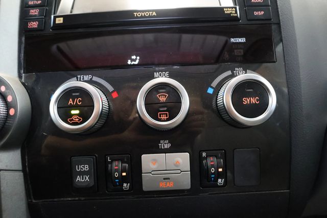 2011 Toyota Sequoia PLATNIUM TRIM,  - 22934482 - 36