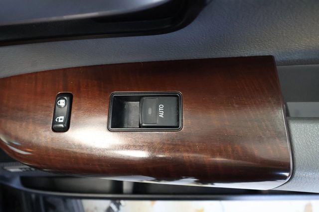 2011 Toyota Sequoia PLATNIUM TRIM,  - 22934482 - 55