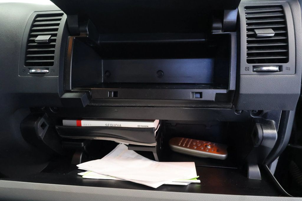 2011 Toyota Sequoia PLATNIUM TRIM,  - 22934482 - 61