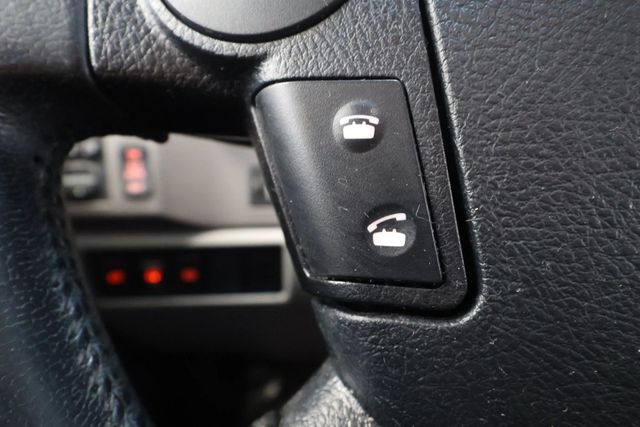 2011 Toyota Sequoia RWD LV8 6-Speed Automatic Platinum - 22934482 - 24