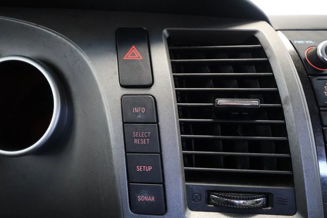 2011 Toyota Sequoia RWD LV8 6-Speed Automatic Platinum - 22934482 - 31