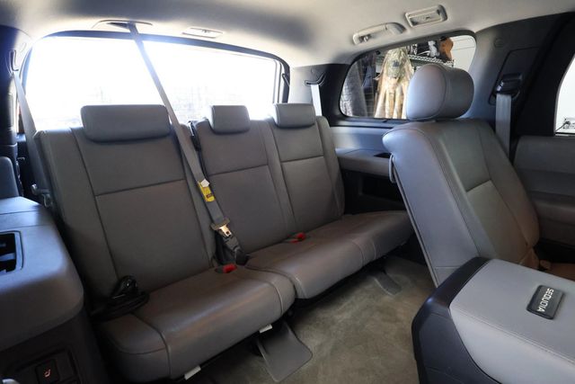 2011 Toyota Sequoia RWD LV8 6-Speed Automatic Platinum - 22934482 - 51