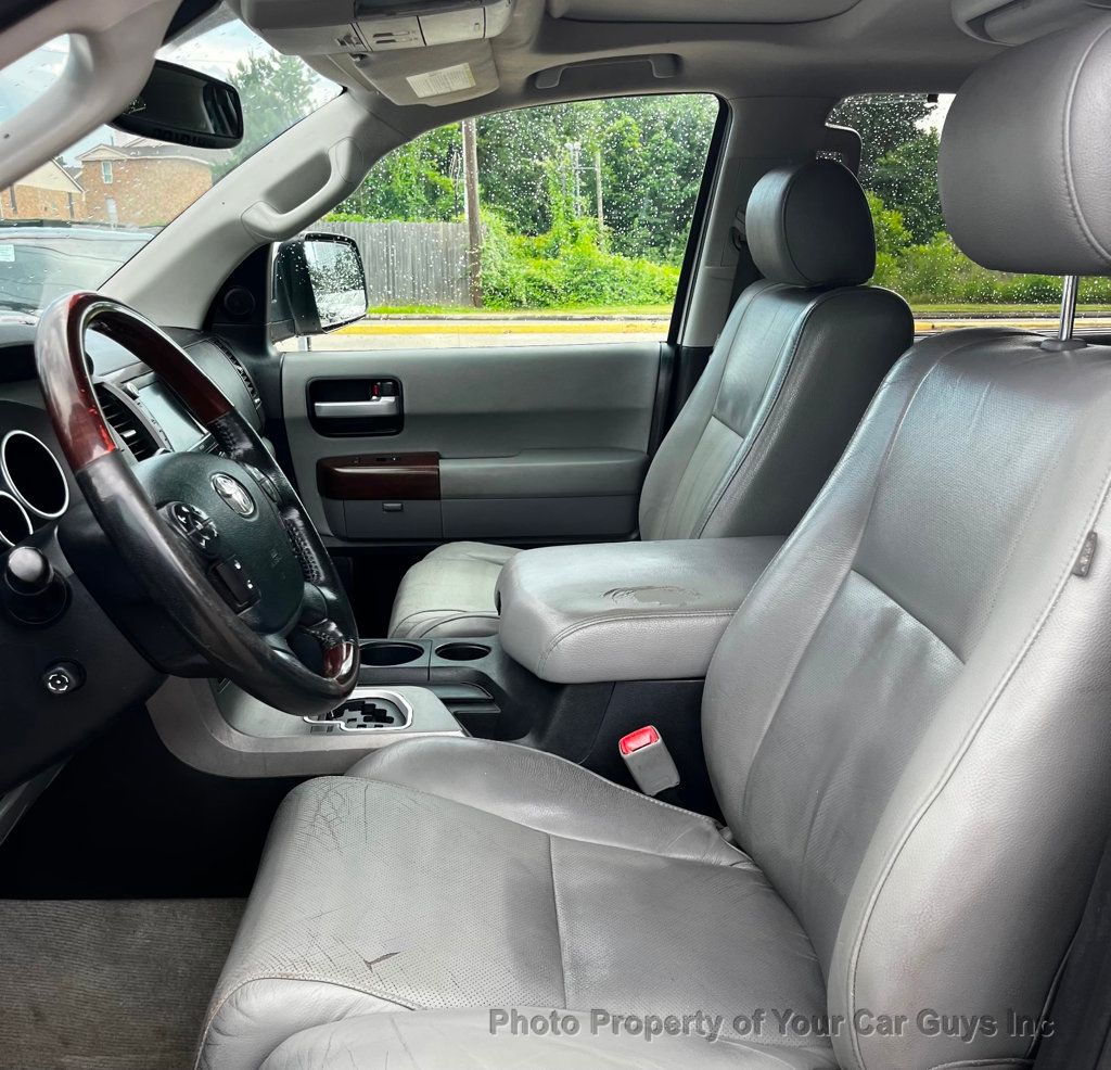 2011 Toyota Sequoia RWD LV8 6-Speed Automatic Platinum - 23049679 - 15