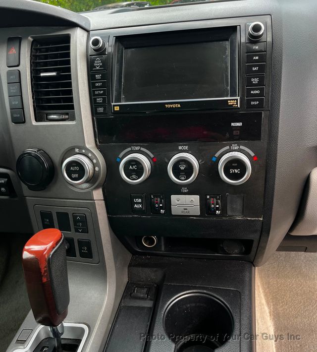 2011 Toyota Sequoia RWD LV8 6-Speed Automatic Platinum - 23049679 - 20