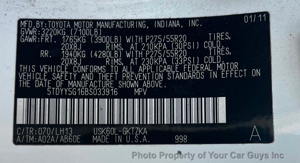2011 Toyota Sequoia RWD LV8 6-Speed Automatic Platinum - 23049679 - 27