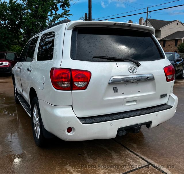 2011 Toyota Sequoia RWD LV8 6-Speed Automatic Platinum - 23049679 - 8