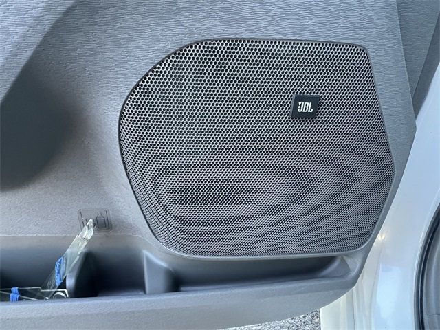 2011 Toyota Sienna 5dr 7-Passenger Van V6 Ltd FWD - 22942967 - 11