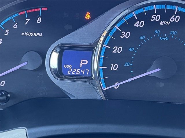 2011 Toyota Sienna 5dr 7-Passenger Van V6 Ltd FWD - 22942967 - 24