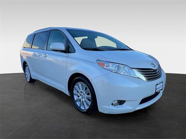 2011 Toyota Sienna 5dr 7-Passenger Van V6 Ltd FWD - 22942967 - 6