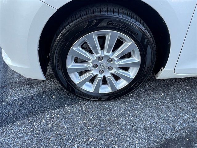 2011 Toyota Sienna 5dr 7-Passenger Van V6 Ltd FWD - 22942967 - 8