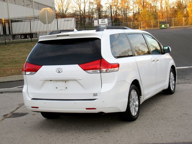 2011 Toyota Sienna 5dr 7-Passenger Van V6 XLE AWD - 22663136 - 12