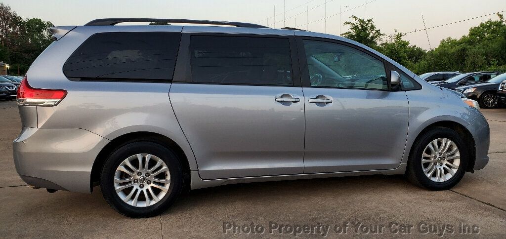 2011 Toyota Sienna 7-Passenger Van XLE - 22841949 - 10