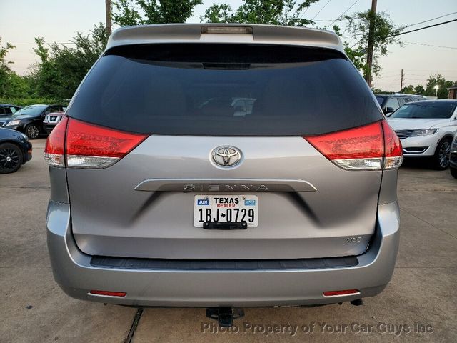 2011 Toyota Sienna 7-Passenger Van XLE - 22841949 - 14