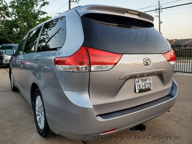 2011 Toyota Sienna 7-Passenger Van XLE - 22841949 - 16
