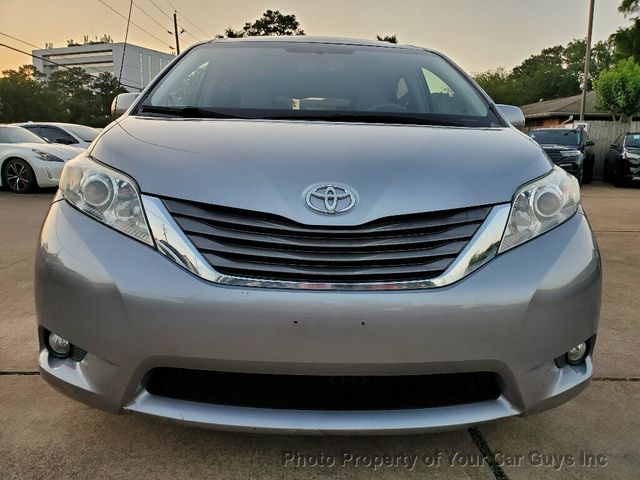 2011 Toyota Sienna 7-Passenger Van XLE - 22841949 - 3
