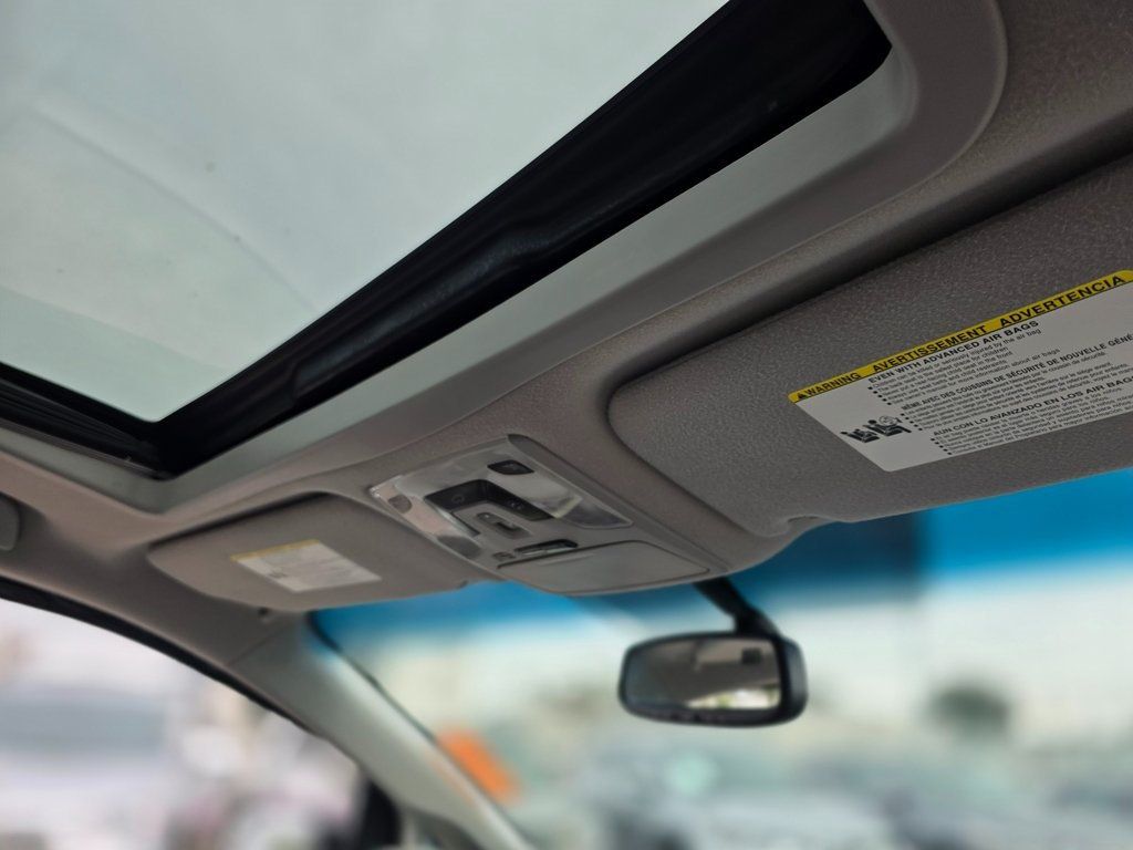 2011 Toyota Sienna Base - 22979169 - 11