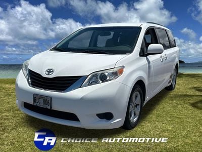 2011 Toyota Sienna - 5TDKK3DC5BS098953