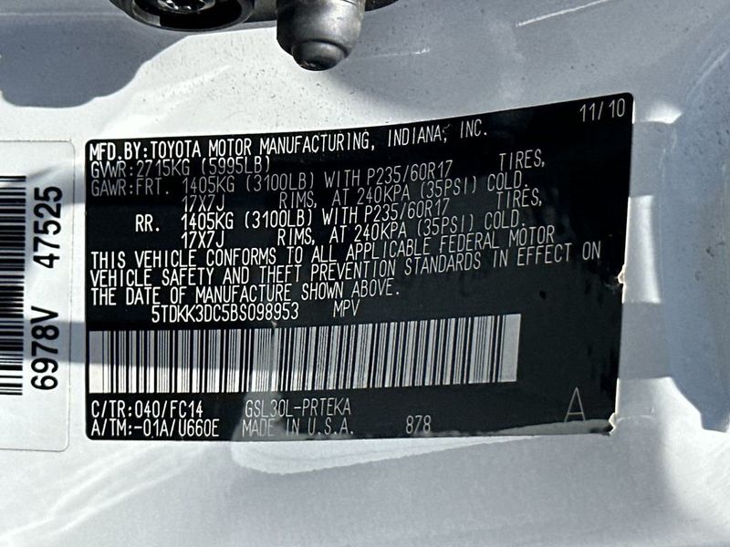 2011 Toyota Sienna LE - 23027320 - 20