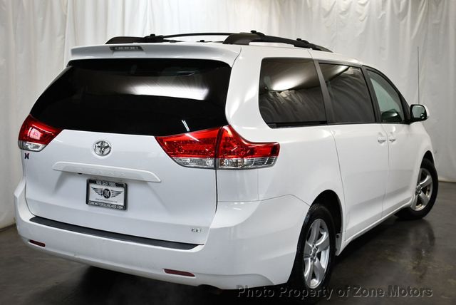 2011 Toyota Sienna LE - 23007786 - 9