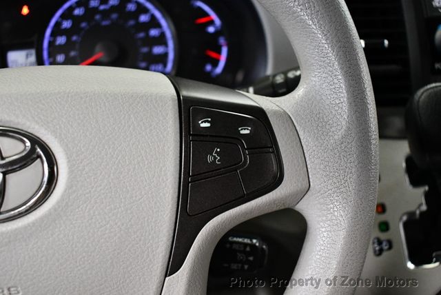 2011 Toyota Sienna LE - 23007786 - 31