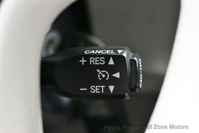 2011 Toyota Sienna LE - 23007786 - 32