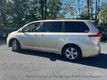 2011 Toyota Sienna LE - 23101534 - 2