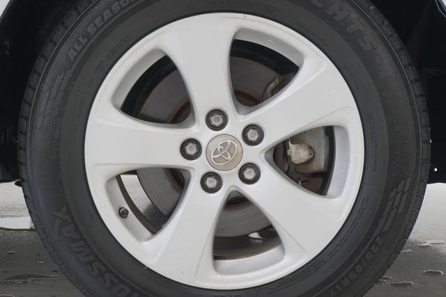 2011 Toyota Sienna LE - 23036445 - 18
