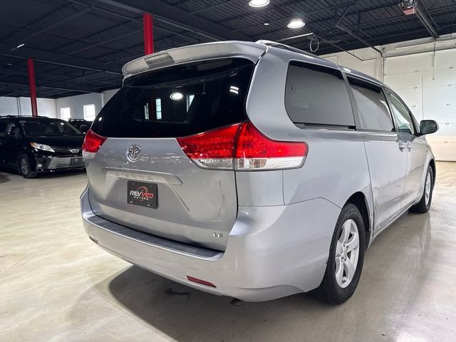 2011 Toyota Sienna LE - 23073660 - 6