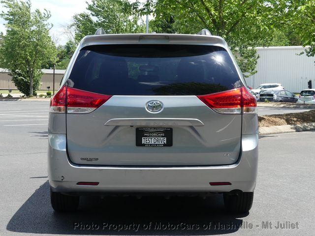 2011 Toyota Sienna LE - 23014357 - 9