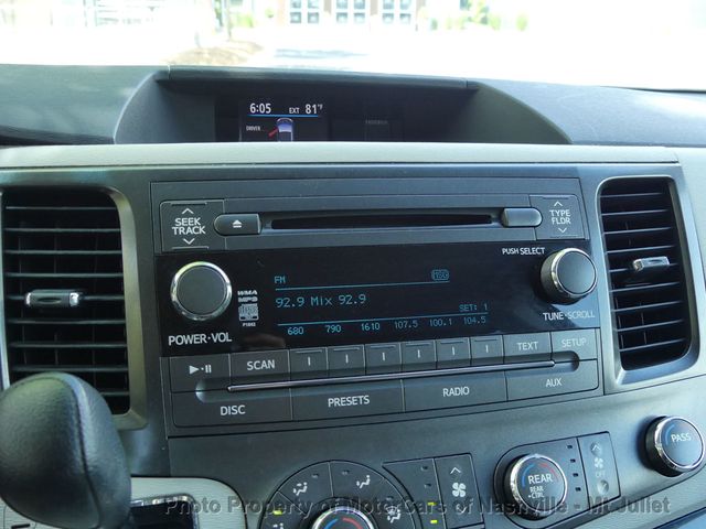 2011 Toyota Sienna LE - 23014357 - 36