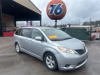 2011 Toyota Sienna