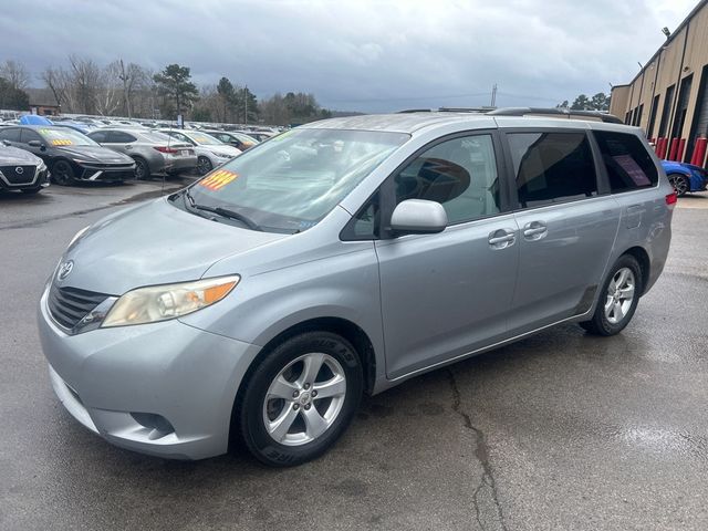 2011 Toyota Sienna LE 7-PASSENGER AUTO ACCESS SEA - 22991040 - 2