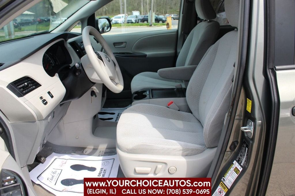 2011 Toyota Sienna LE 7 Passenger Auto Access Seat 4dr Mini Van - 22405099 - 11