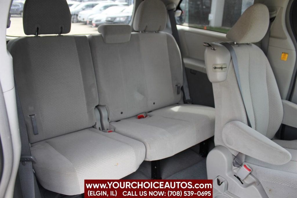 2011 Toyota Sienna LE 7 Passenger Auto Access Seat 4dr Mini Van - 22405099 - 22