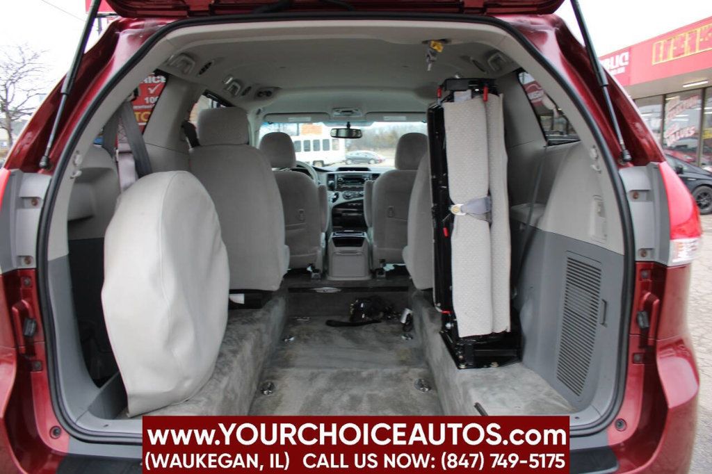 2011 Toyota Sienna LE 7 Passenger Auto Access Seat 4dr Mini Van - 22826221 - 19