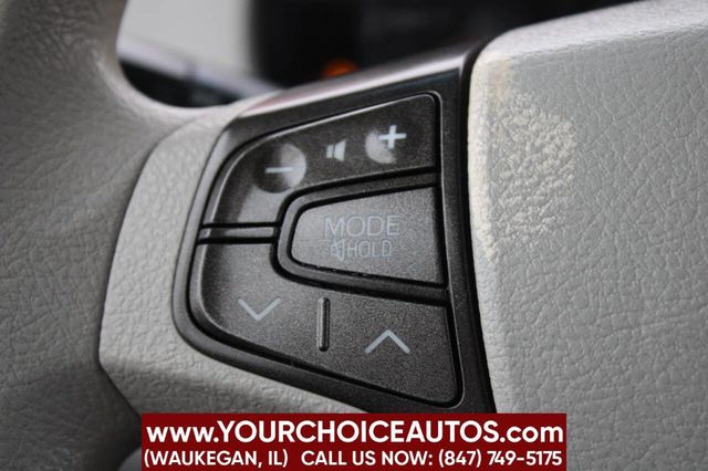 2011 Toyota Sienna LE 7 Passenger Auto Access Seat 4dr Mini Van - 22826221 - 27