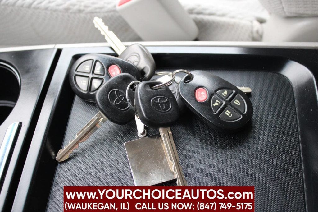 2011 Toyota Sienna LE 7 Passenger Auto Access Seat 4dr Mini Van - 22826221 - 32