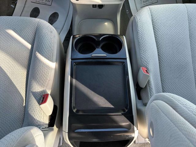 2011 Toyota Sienna LE 7 Passenger Auto Access Seat 4dr Mini Van - 22986269 - 20