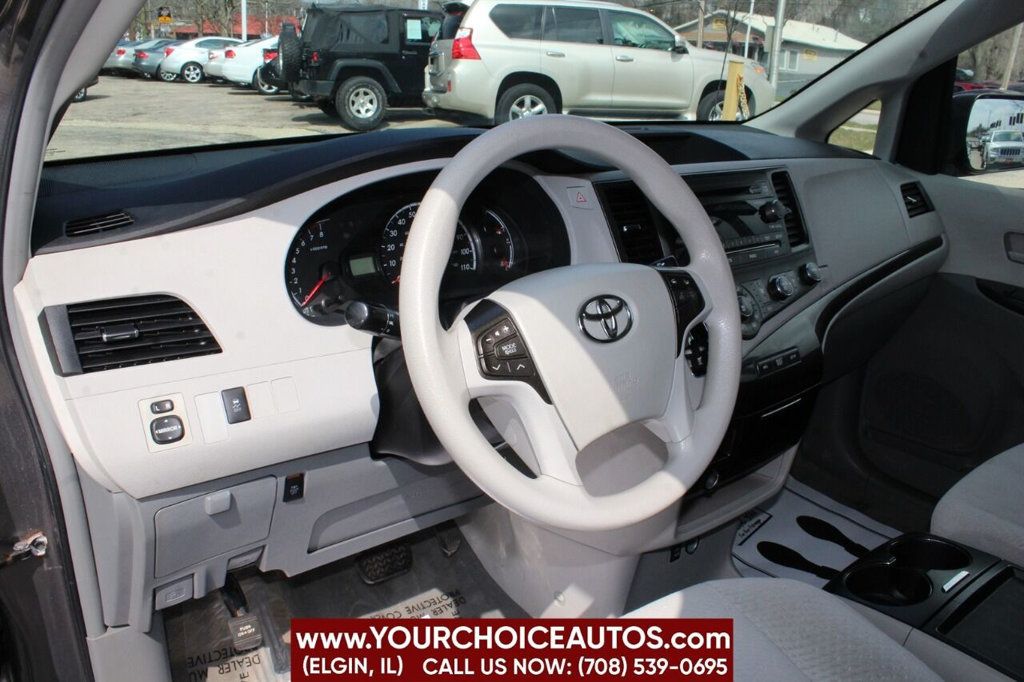 2011 Toyota Sienna LE 8 Passenger 4dr Mini Van V6 - 22384689 - 10