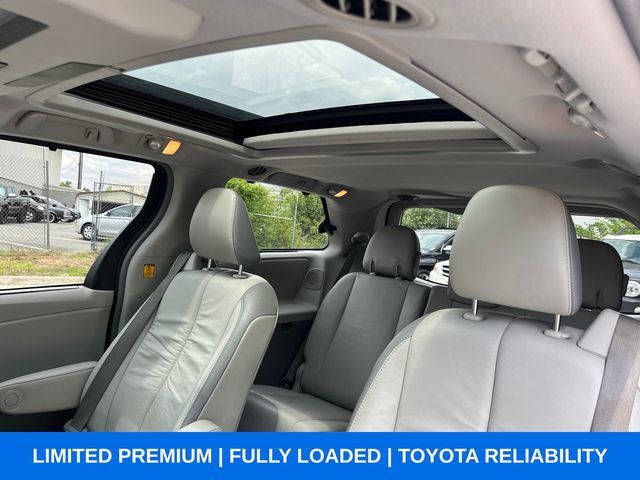 2011 Toyota Sienna Limited - 23034273 - 14