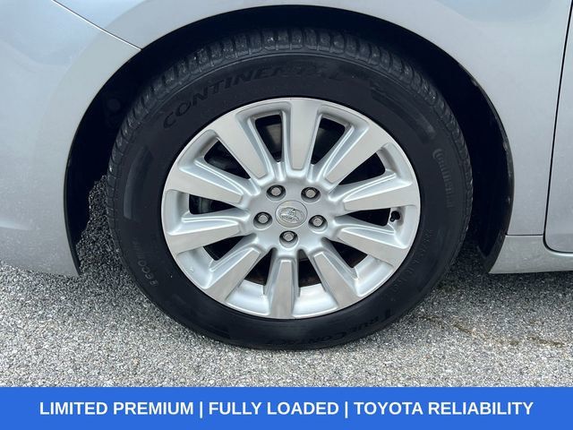 2011 Toyota Sienna Limited - 23034273 - 8