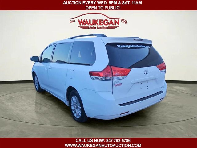 2011 Toyota Sienna Limited 7 Passenger 4dr Mini Van - 22996719 - 4