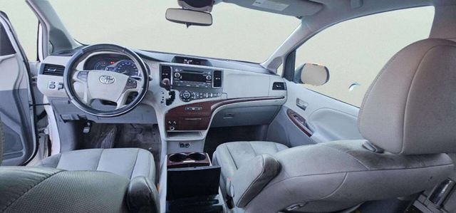 2011 Toyota Sienna Limited 7 Passenger 4dr Mini Van - 22996719 - 6