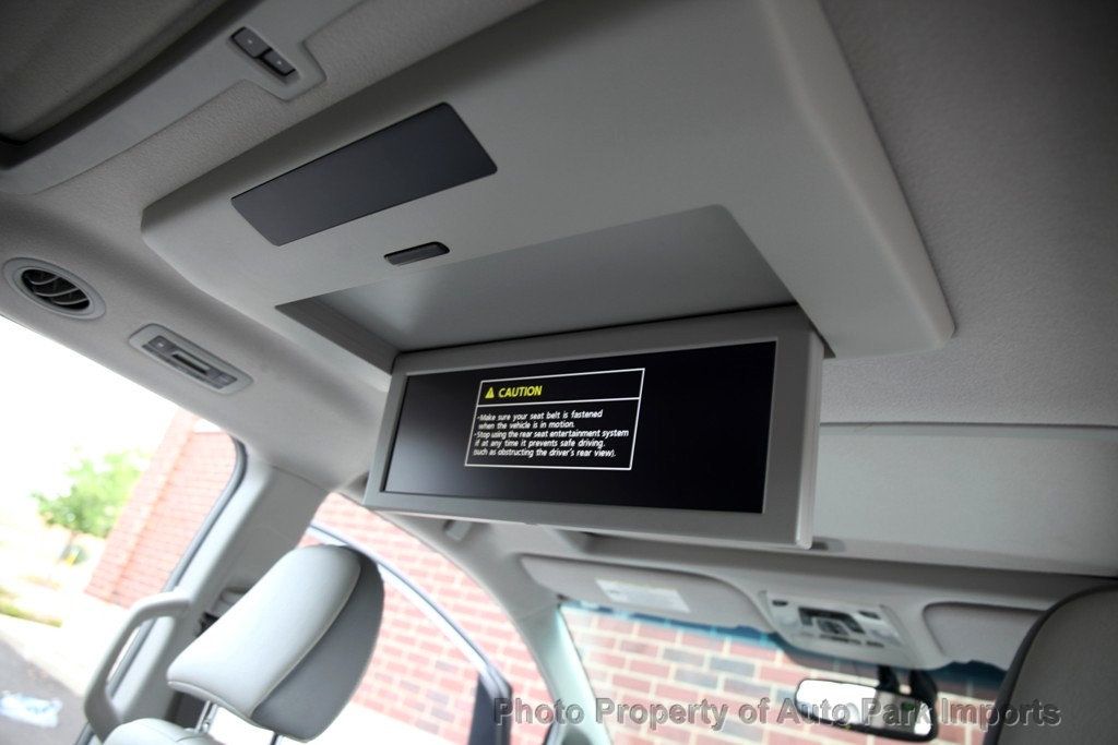 2011 Toyota Sienna Limited photo 41