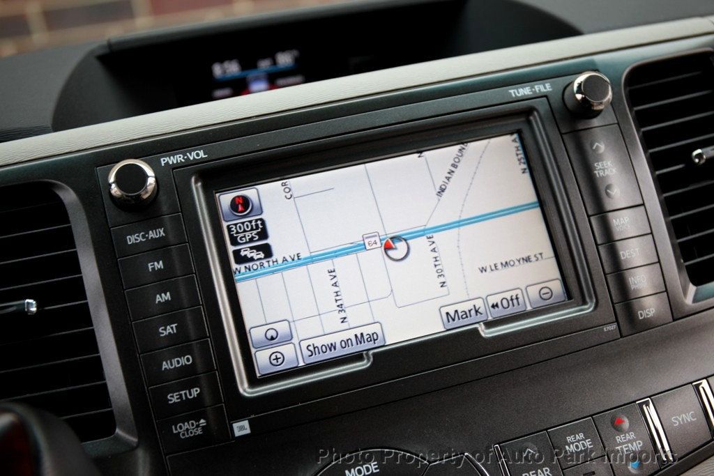 2011 Toyota Sienna Limited photo 42