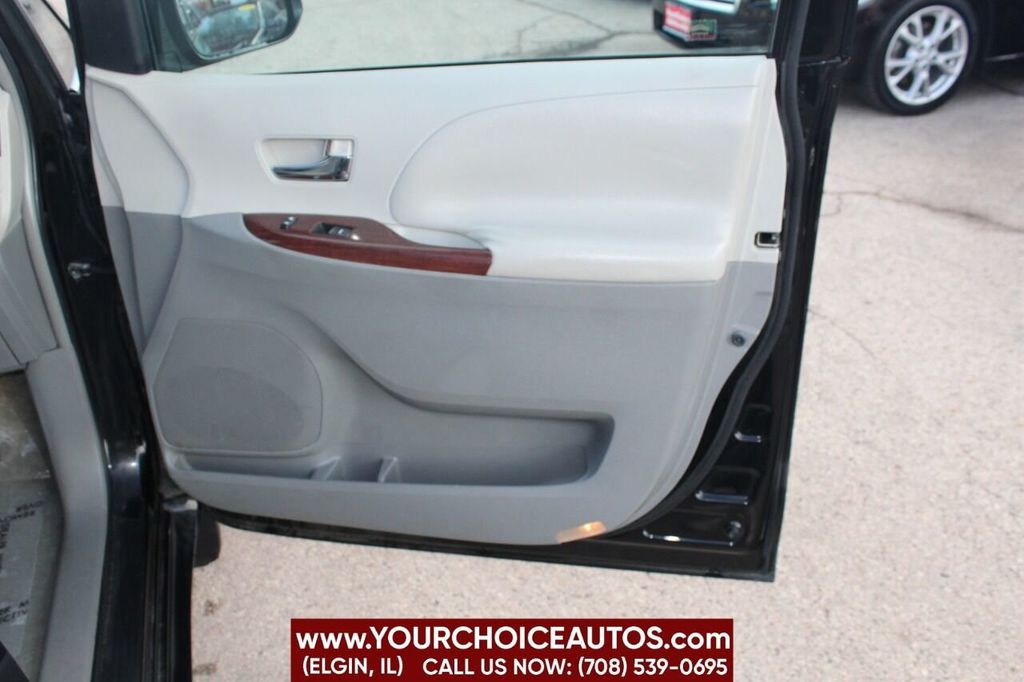 2011 Toyota Sienna XLE 7 Passenger Auto Access Seat 4dr Mini Van - 22313208 - 12
